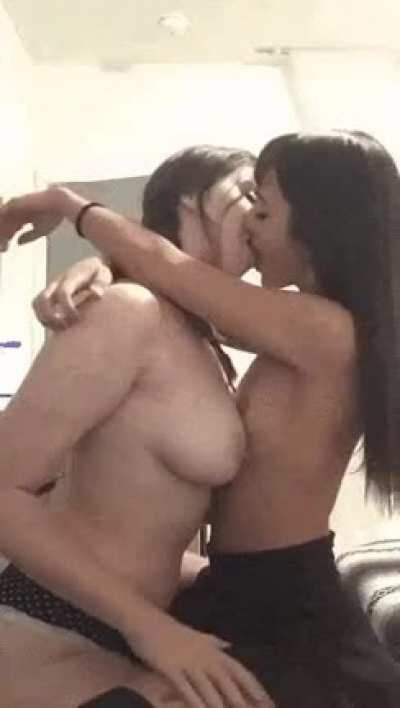 They are very into it 👀