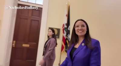 AOC on Zohran’s meeting with DT:   “I trust him as the mayor-elect, he'll do what he thinks is best for the city of New York