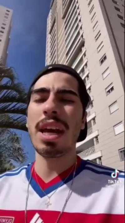 OLHA O DICRIA AI MUQUINHA