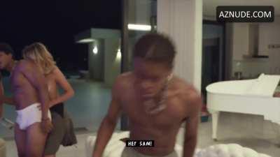 Lisa Lazzaro & Vittoria Bottin & Beatrice Barichella - We Are Who We Are 01x04