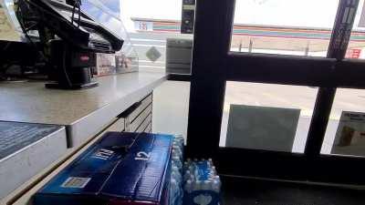 Fight outside of 7-Eleven in Las Vegas