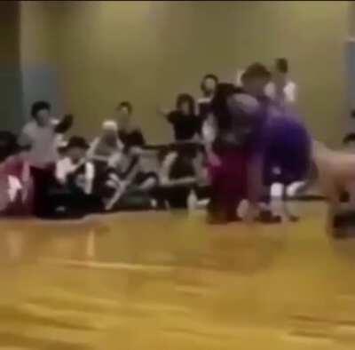 Damn, he's pretty goo-