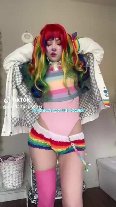 Fyp knows you like clowns