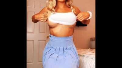 Do I (f22) fit in here?