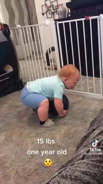 This baby has a better form lifting then most guys at the gym.