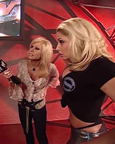 Show that big ass in thong