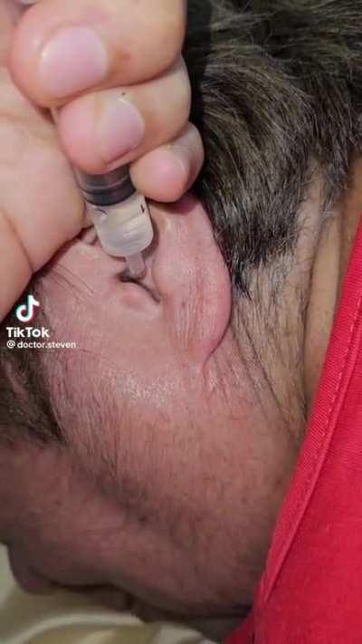 Satisfying ear cleaning