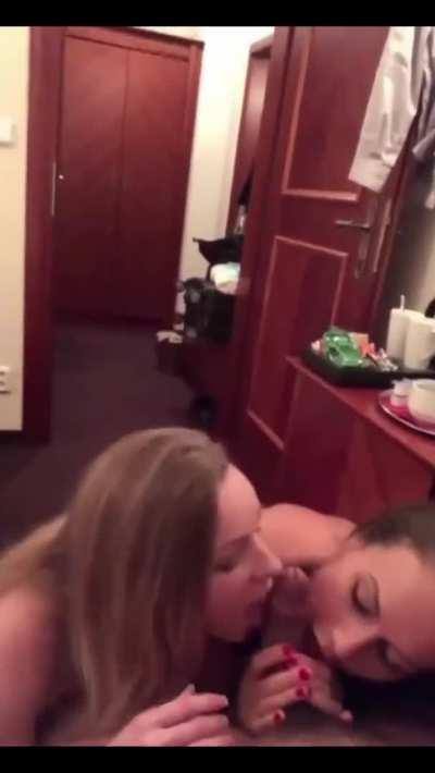 Sucking my boyfriend with my good friend [oc][ffm]