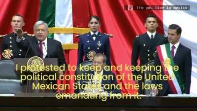 Puse subtitulos al vídeo de México Little Dark Age