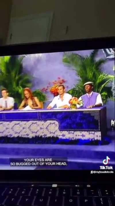 me leaving my room to have dinner with family on 900