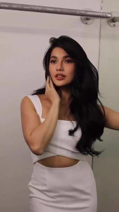 Jane De Leon