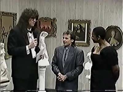 Davy Jones answers the question 