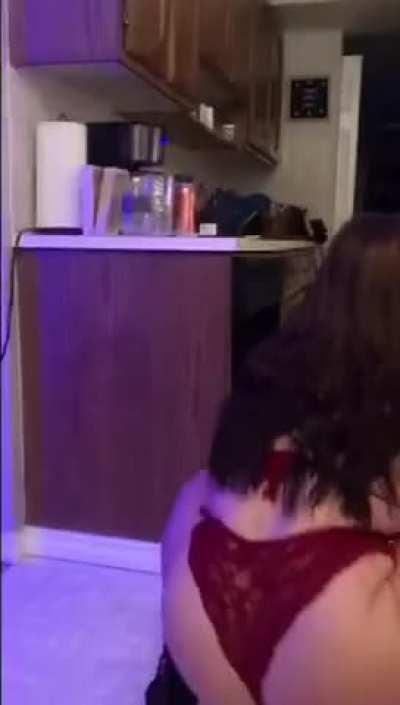 Thick White MILF Showing Off ;)