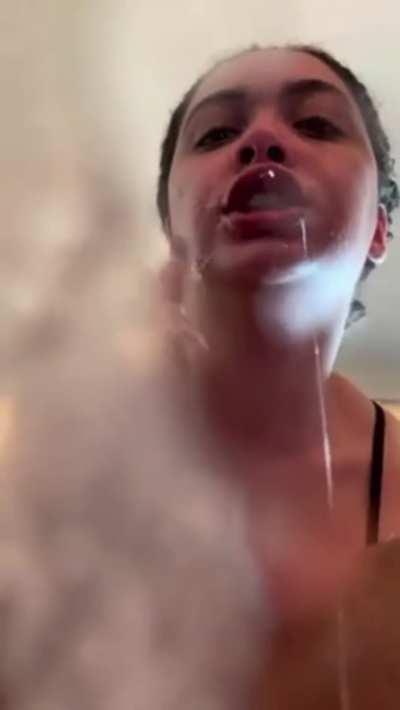 Oh she a freak freak