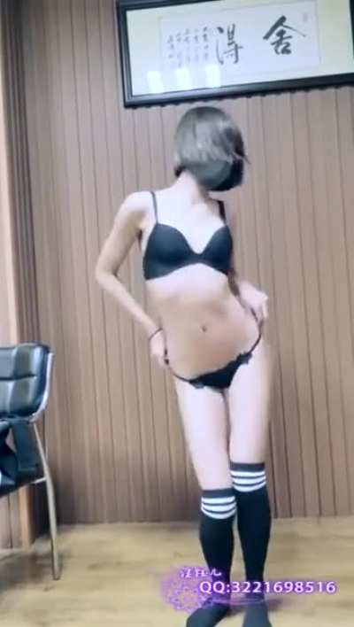 Asian chinese girl dance to SRNO - Give It All Up (feat. Gia Koka)