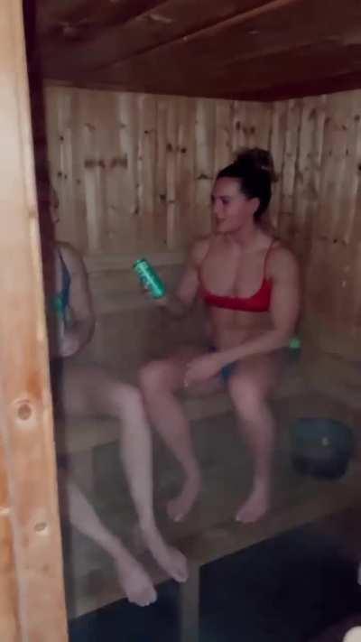 Aimee Cringle and Lauren Hunter 