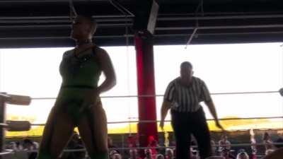 Kaci Lennox vs Vanity low blow highlights