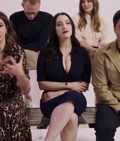Kat Dennings in the 'Wandavision' interview [gif]