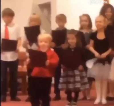 Ork Boy infiltrates imperial shrine world 