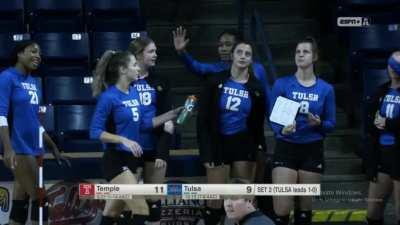 Now, that's how you celebrate a point in volleyball