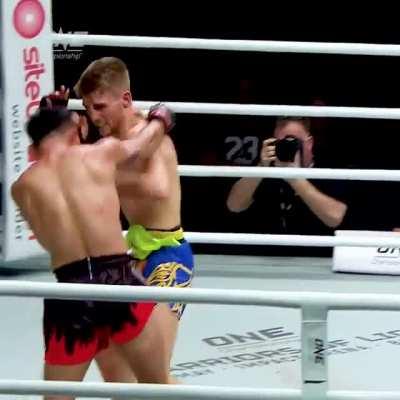 #OnThisDay in 2019: Jonathan Haggerty dethroned champion Sam-A Gaiyanghadao in an epic World title thriller at ONE Championship