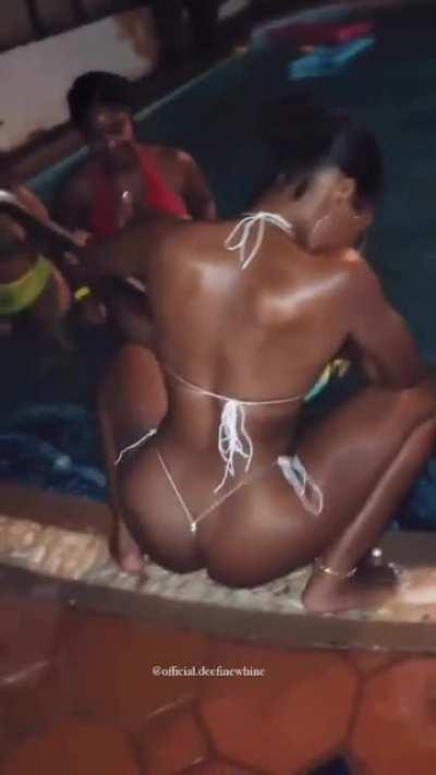 cool down @0fficial.deefinewhine