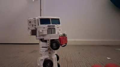 Partsformers are the worst for stop-motion