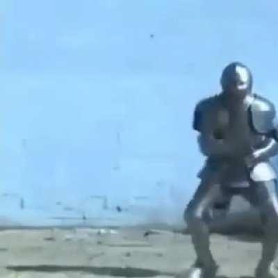 🎶🎶🎵🎼🎼👯&zwj;♀️