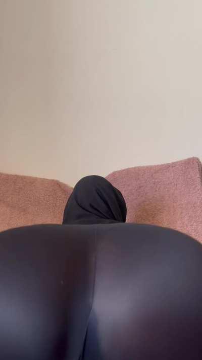 I wanna ride you habibi