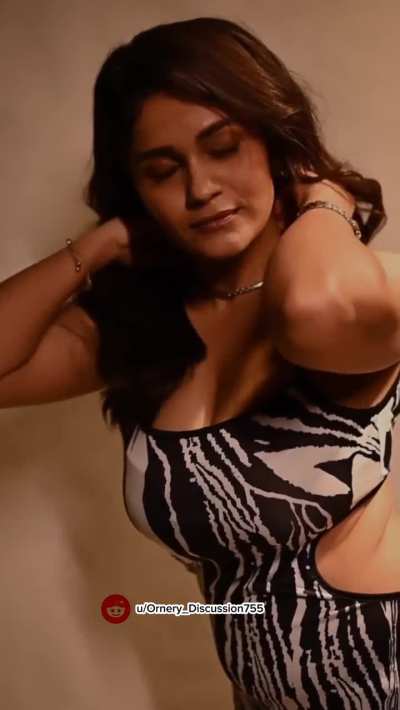 Vidisha Mhaskar 🥵😈