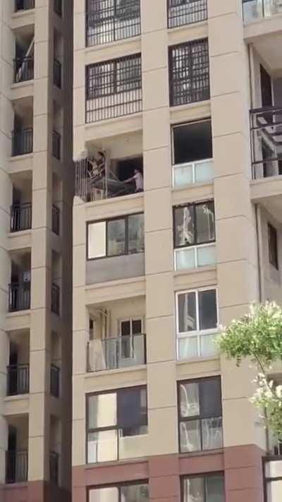 Who needs corner columns anyway