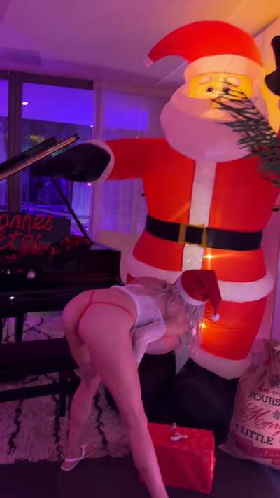 Santa Claus asked me for a extra help lol