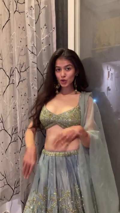 Niki Lalwani exclusive content!!