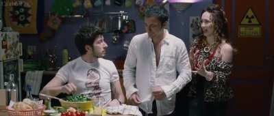 Chiara Francini & Sarah Felberbaum - Maschi Contro Femmine (2010)