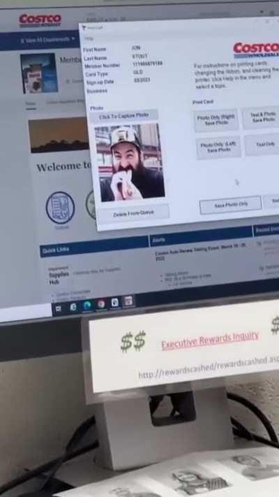 Just a hot dog lovin’ dude.