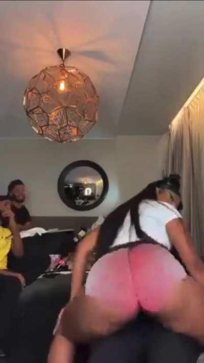 Meg thee stallion lap dance 