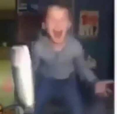 POV: reven se enteró que le llaman loco