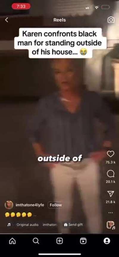 To walk in the neighbourhood