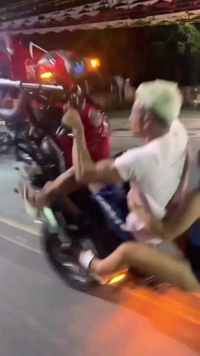 R$2 ou uma depilação misteriosa?