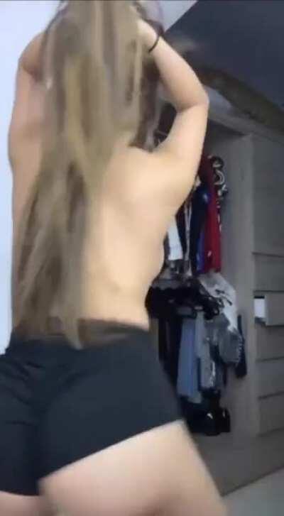 Como vi mucho apoyo en el video de superman aquí les dejo otro entre más apoyo más videos