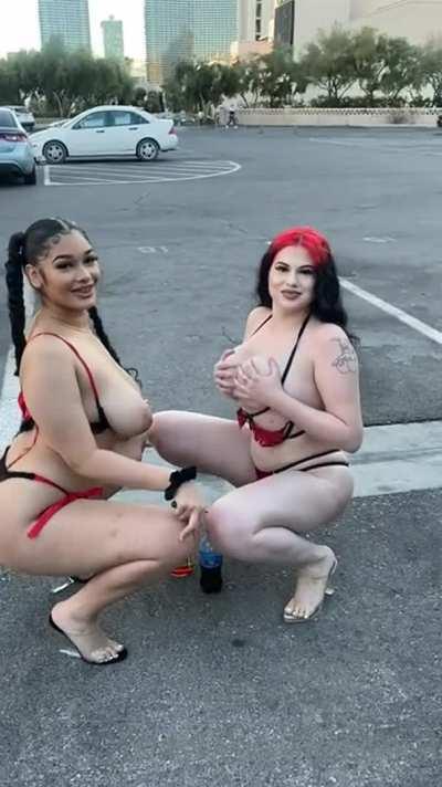 Baddies💚Her full, up to date OF content folder⬇️