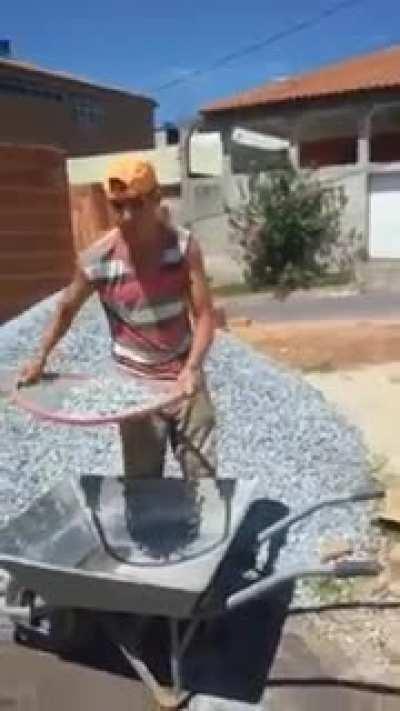 Quando o cara é novo no serviço..