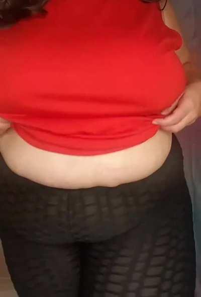 All my workout pants are see through... oops 😬