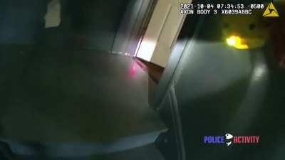 Police helps knife wielding wife to kill her husband (Apparently she was taking too long or something)