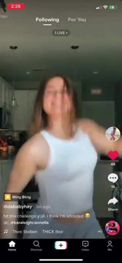 No bra u can lowkey see her nips