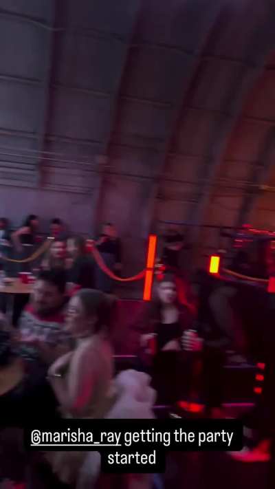 Marisha starting the Party!