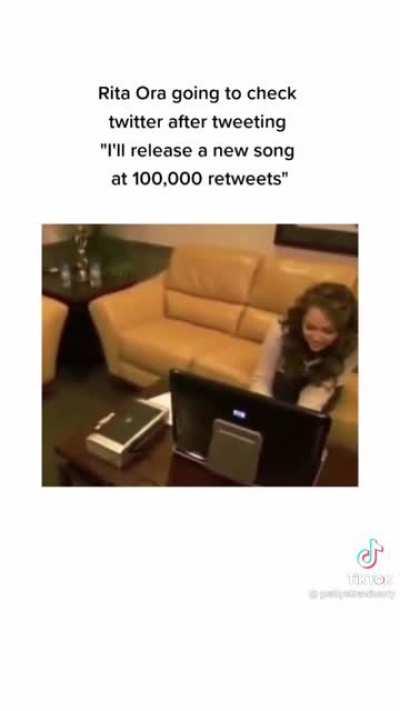 Nothing comes out until I'm ready💖