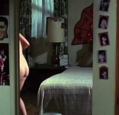 Michelle Pfeiffer - Into the Night (1985)