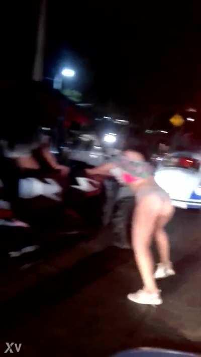 Latinas at the red traffic light