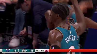 [Highlight] Jalen Duren ERASES Plumlee’s dunk attempt at the rim!